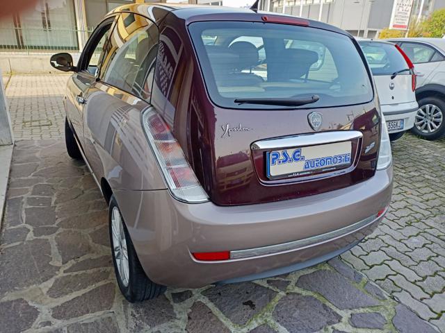 LANCIA Ypsilon usata, con Airbag