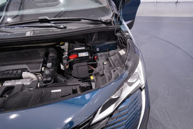 PEUGEOT 5008 usata, con Adaptive Cruise Control