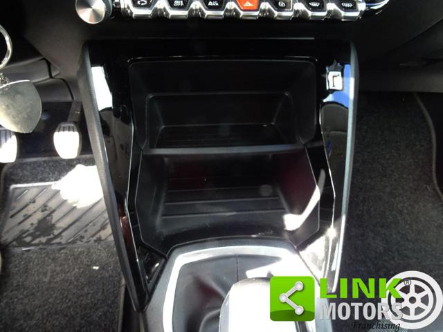 PEUGEOT 208 usata, con Bluetooth