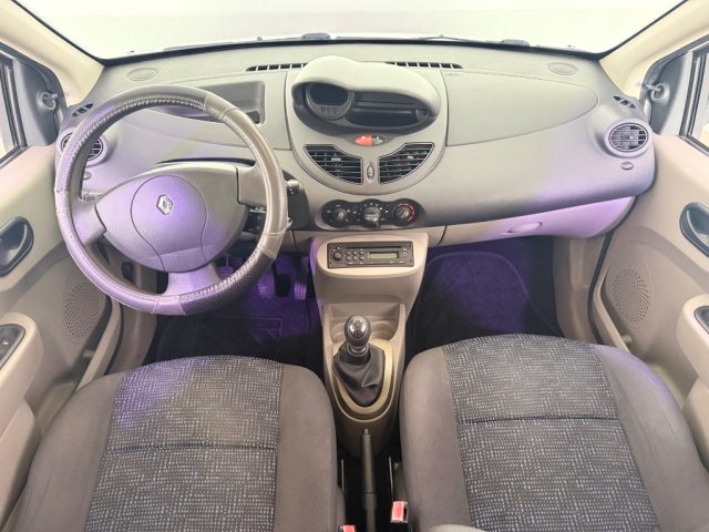 RENAULT Twingo usata 11