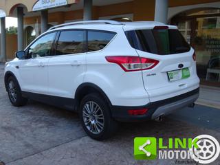 FORD Kuga usata, con Autoradio