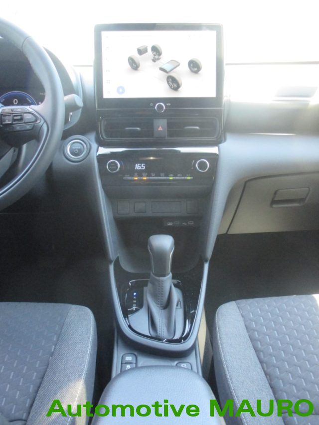 TOYOTA Yaris Cross usata, con Sensore di luce