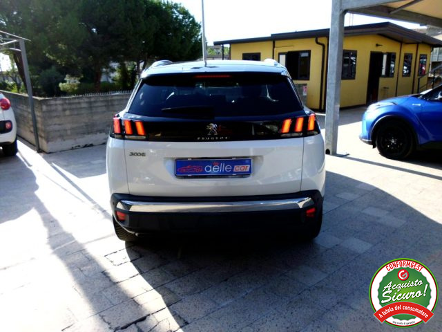 PEUGEOT 3008 usata, con Autoradio