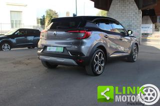 RENAULT Captur usata, con Autoradio