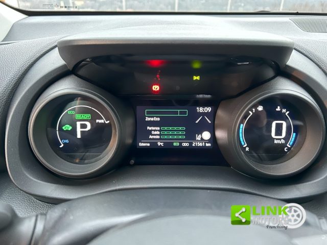 TOYOTA Yaris usata, con Autoradio
