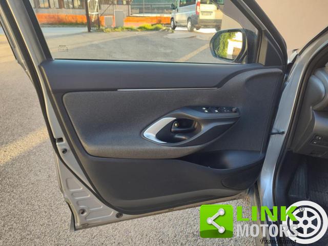 TOYOTA Yaris Cross usata, con Airbag testa