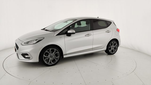 FORD Fiesta usata, con Sensori di parcheggio posteriori