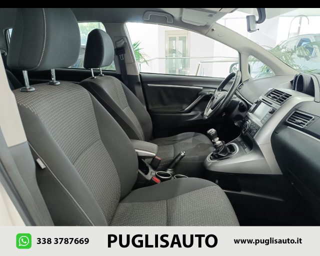 TOYOTA Verso usata, con Servosterzo