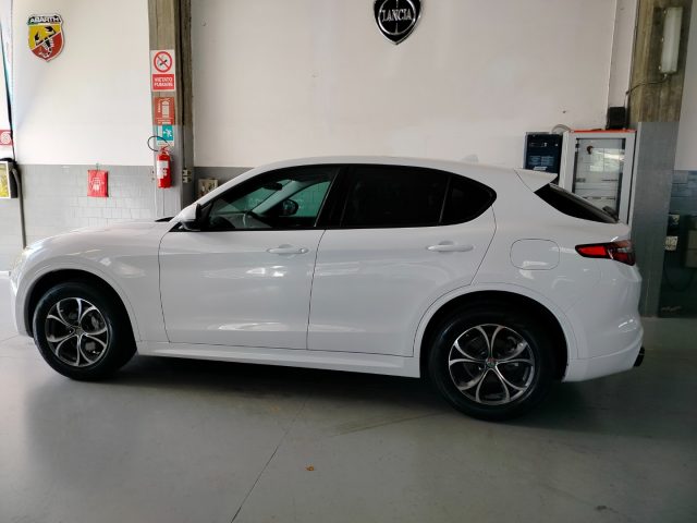 ALFA ROMEO Stelvio usata, con Chiusura centralizzata