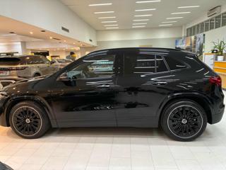 MERCEDES-BENZ GLA 200 usata, con Alzacristalli elettrici