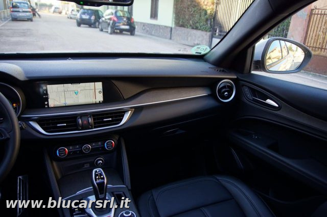 ALFA ROMEO Stelvio usata, con Controllo trazione