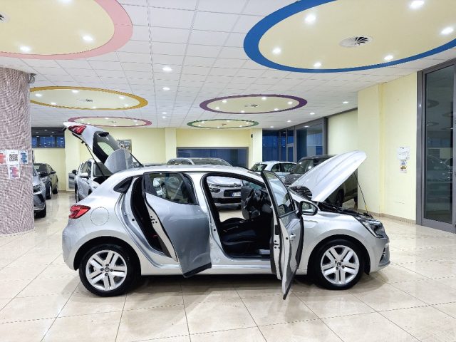 RENAULT Clio usata, con Controllo automatico clima