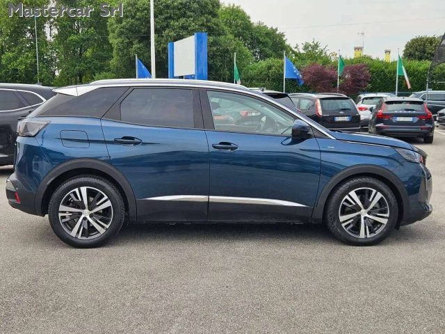 PEUGEOT 3008 usata, con Autoradio