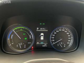 HYUNDAI Kona usata, con USB