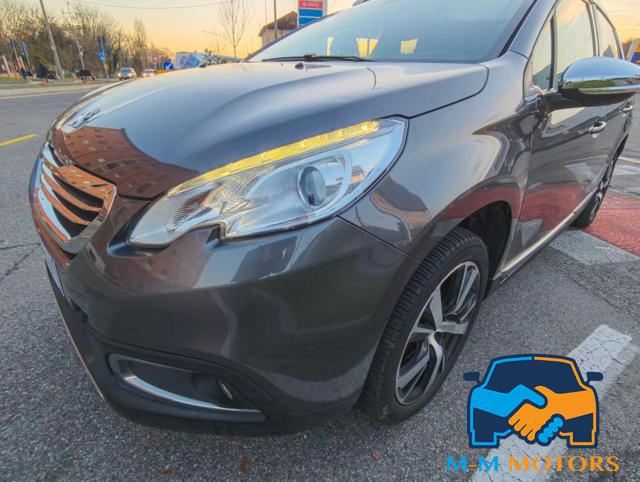 PEUGEOT 2008 usata, con Airbag