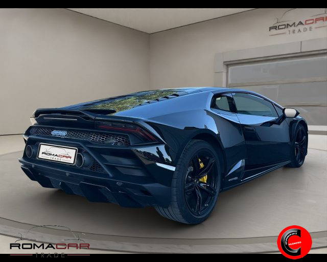 LAMBORGHINI Huracan usata, con Bluetooth
