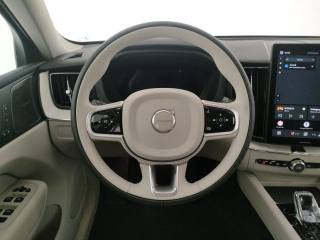 VOLVO XC60 usata, con Sistema di navigazione