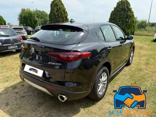 ALFA ROMEO Stelvio usata, con Alzacristalli elettrici