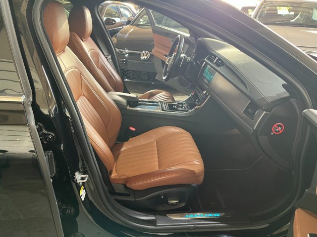 JAGUAR XF usata, con ESP