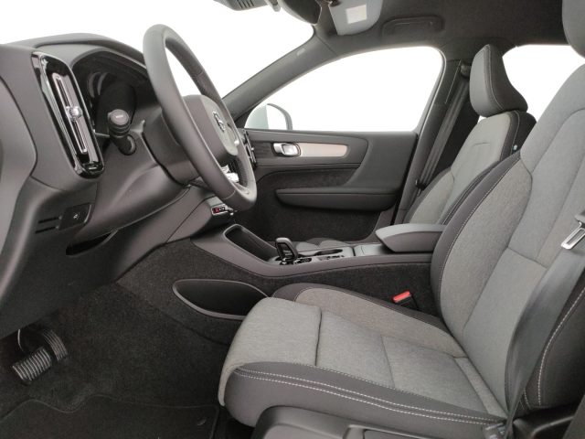 VOLVO XC40 usata, con USB