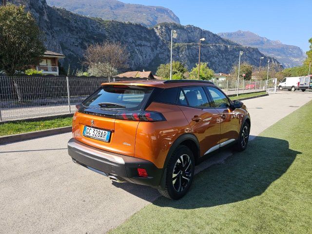 PEUGEOT 2008 usata, con Autoradio
