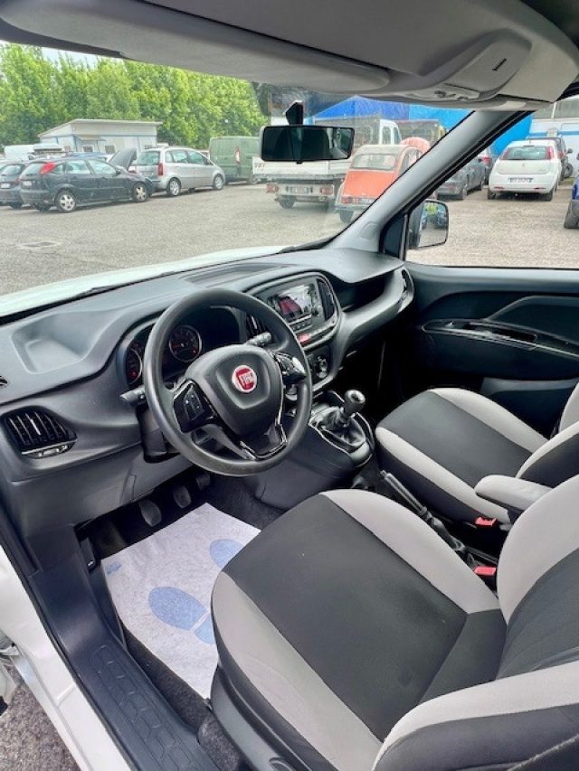 FIAT Doblo usata, con Luci diurne