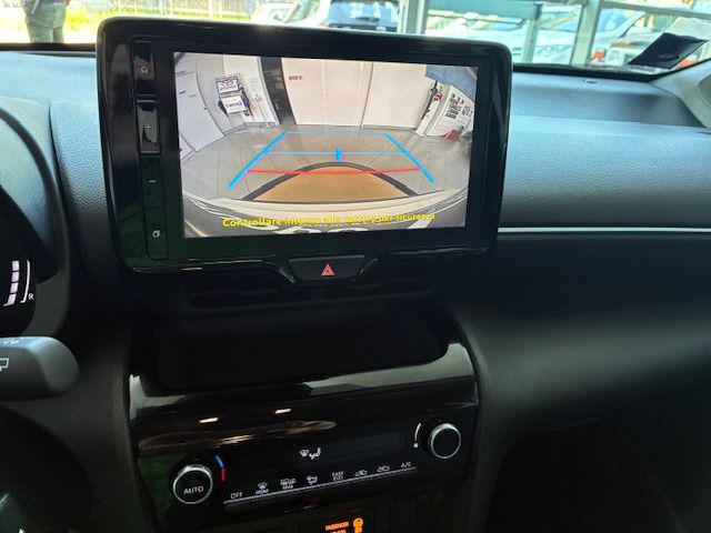 TOYOTA Yaris Cross usata, con Controllo automatico clima