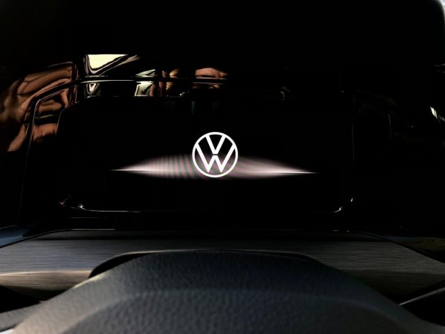 VOLKSWAGEN Golf usata, con Climatizzatore automatico, 3 zone