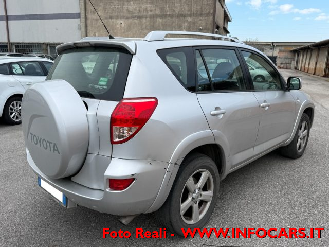 TOYOTA RAV 4 usata, con Airbag Passeggero