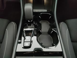 VOLVO XC40 usata, con Controllo elettronico della corsia