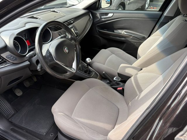 ALFA ROMEO Giulietta usata, con Climatizzatore