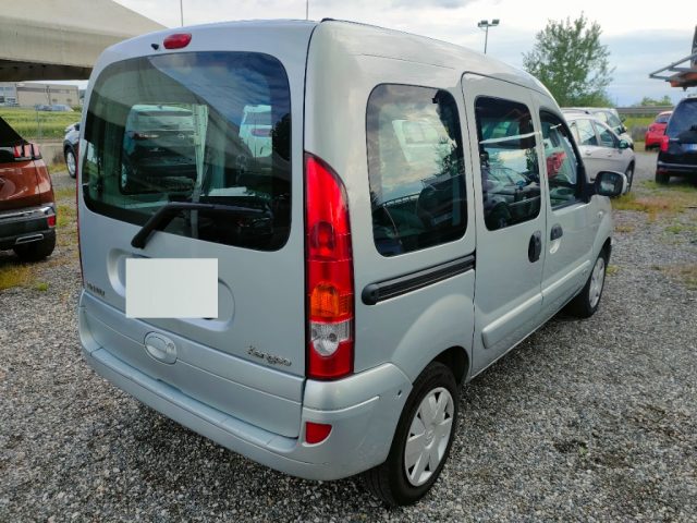 RENAULT Kangoo usata, con Autoradio