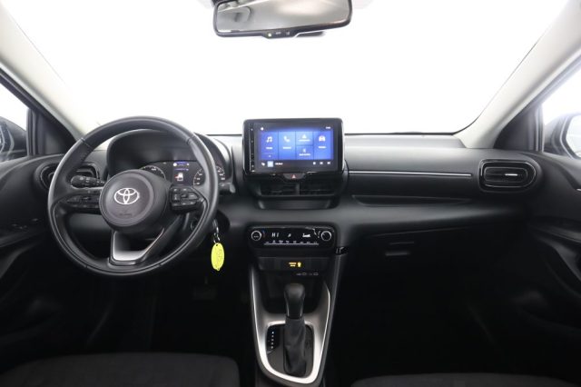 TOYOTA Yaris usata 4