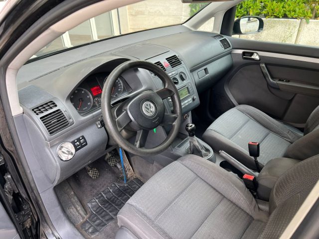 VOLKSWAGEN Touran usata, con Cruise Control
