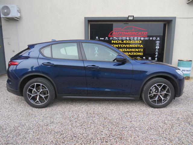 ALFA ROMEO Stelvio usata, con Alzacristalli elettrici