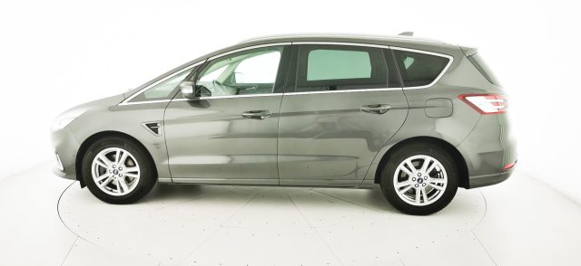 FORD S-Max usata, con Sensori di parcheggio anteriori