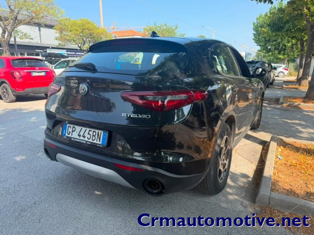 ALFA ROMEO Stelvio usata, con Autoradio