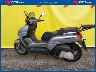 YAMAHA XC 300 Versity usata 2