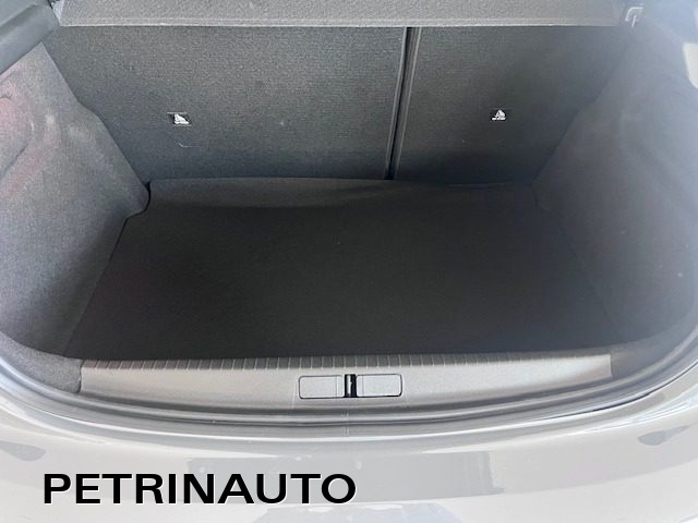 PEUGEOT 208 usata, con Autoradio digitale