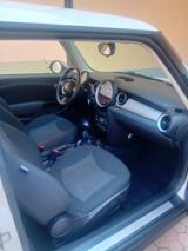 MINI Cooper D usata, con Autoradio