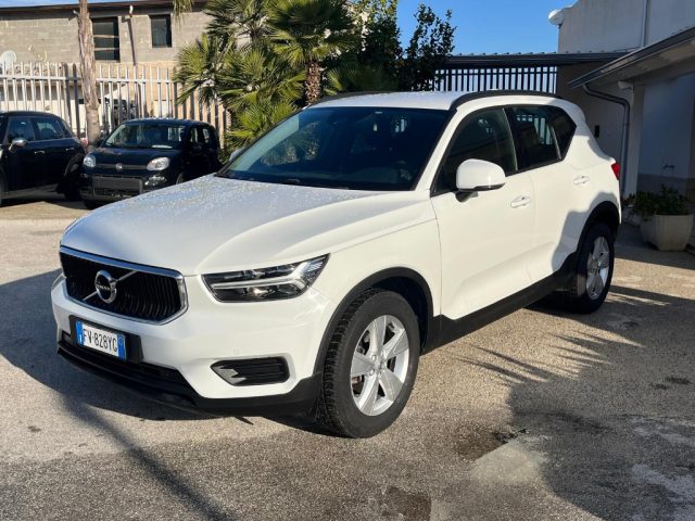 VOLVO XC40 usata, con Airbag laterali