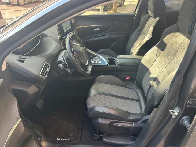 PEUGEOT 3008 usata, con Boardcomputer