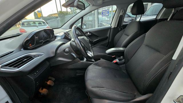 PEUGEOT 208 usata, con Fendinebbia