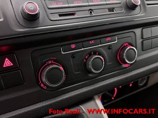 VOLKSWAGEN Caravelle usata, con Luci diurne