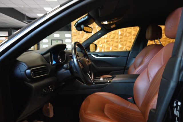 MASERATI Levante usata 25