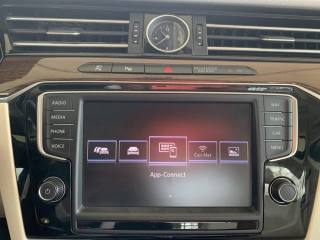 VOLKSWAGEN Passat usata, con Lettore CD