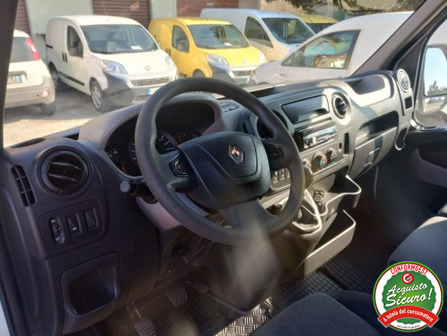 RENAULT Master usata 8