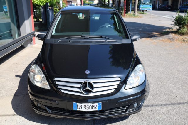 MERCEDES-BENZ B 180 usata 69