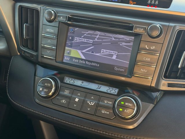 TOYOTA RAV 4 usata, con Fendinebbia