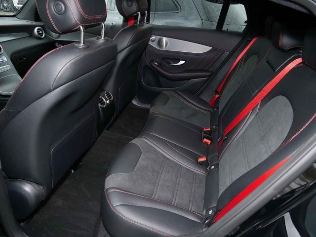 MERCEDES-BENZ GLC 300 usata, con Boardcomputer